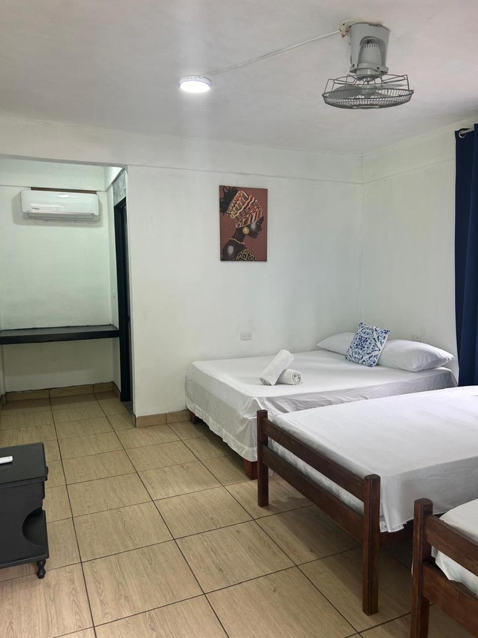 Los Amigos Jungle Hotel Тортугеро Экстерьер фото