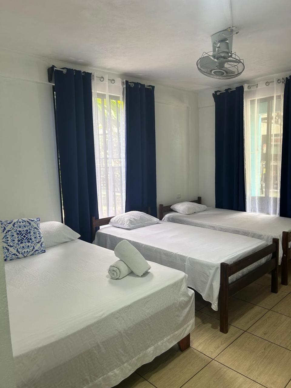 Los Amigos Jungle Hotel Тортугеро Экстерьер фото